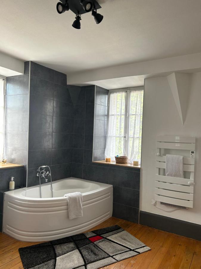 Du Campagnard Du Chateau De La Bouchatte Holiday home *